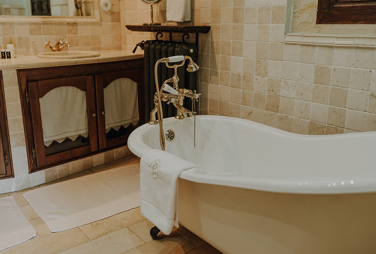 Escapada bienestar Habitación suite con bañera